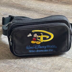 Hip Bag Fanny Pack Walt Disney World Where Dreams Come True Mickey Mouse‎ Black